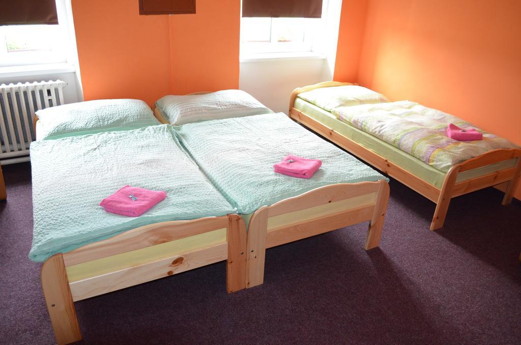 Motorest Penzion Na Bojisti Chlumec  Habitación foto